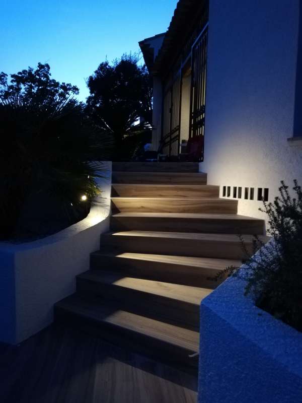 eclairage LED pour escalier